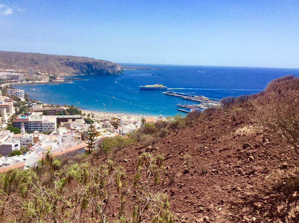 Apartment With Terrace In Playa De Las Americas Bagian luar foto