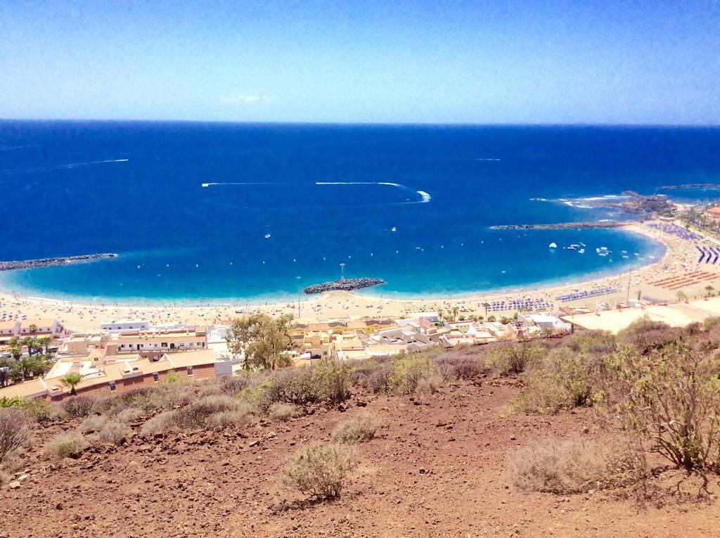 Apartment With Terrace In Playa De Las Americas Bagian luar foto