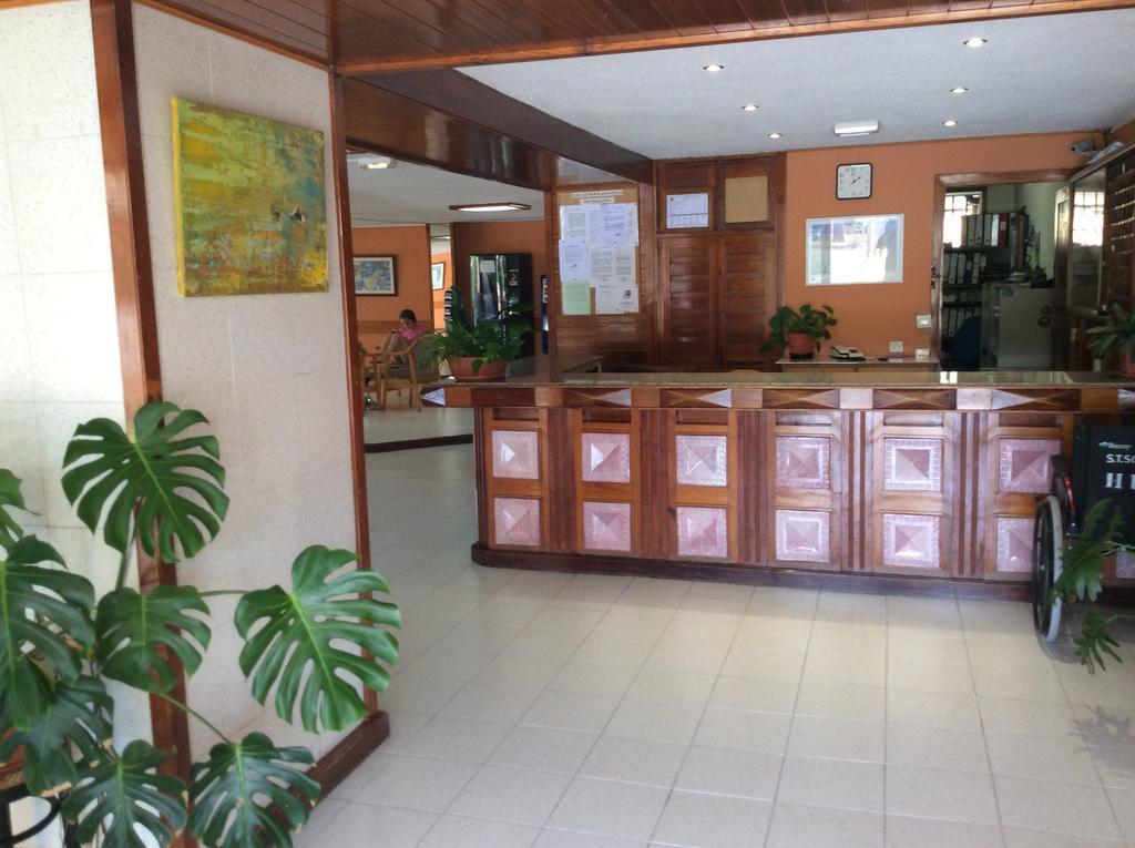 Apartment With Terrace In Playa De Las Americas Bagian luar foto
