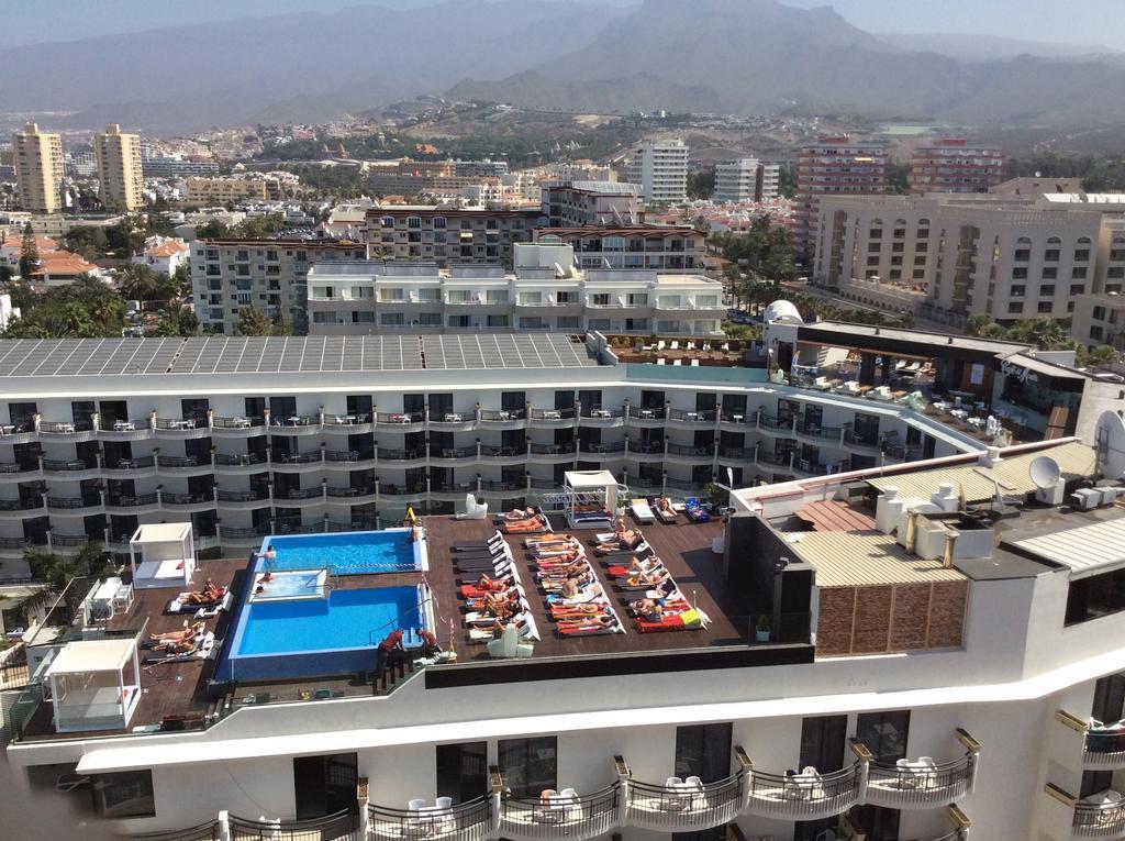 Apartment With Terrace In Playa De Las Americas Bagian luar foto