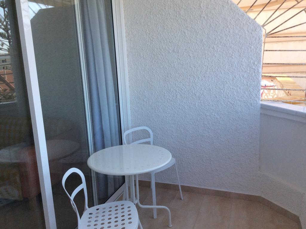 Apartment With Terrace In Playa De Las Americas Bagian luar foto