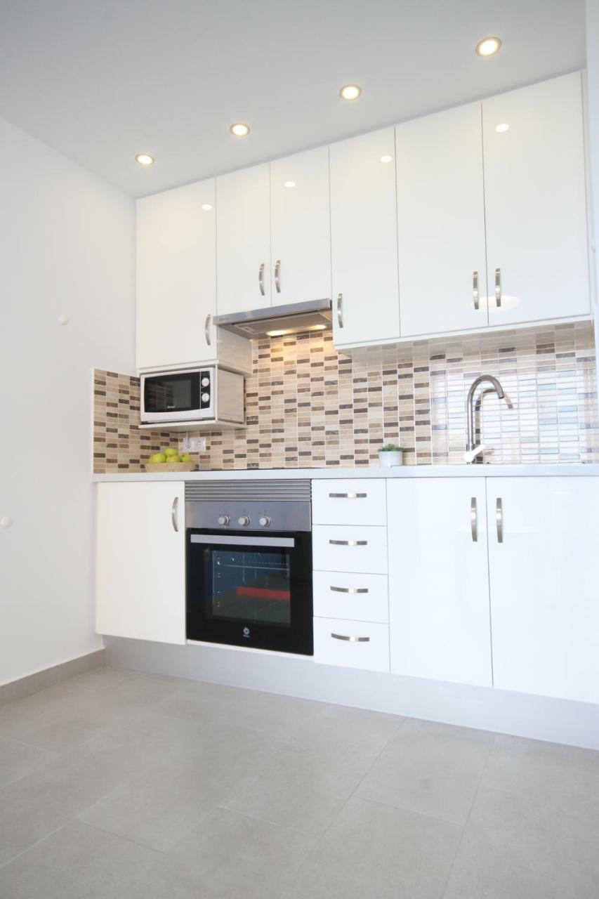 Apartment With Terrace In Playa De Las Americas Bagian luar foto